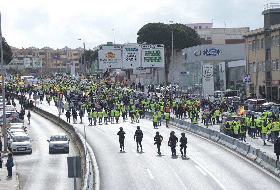 Campo sigue en movimiento ultimando una gran tractorada en Madrid