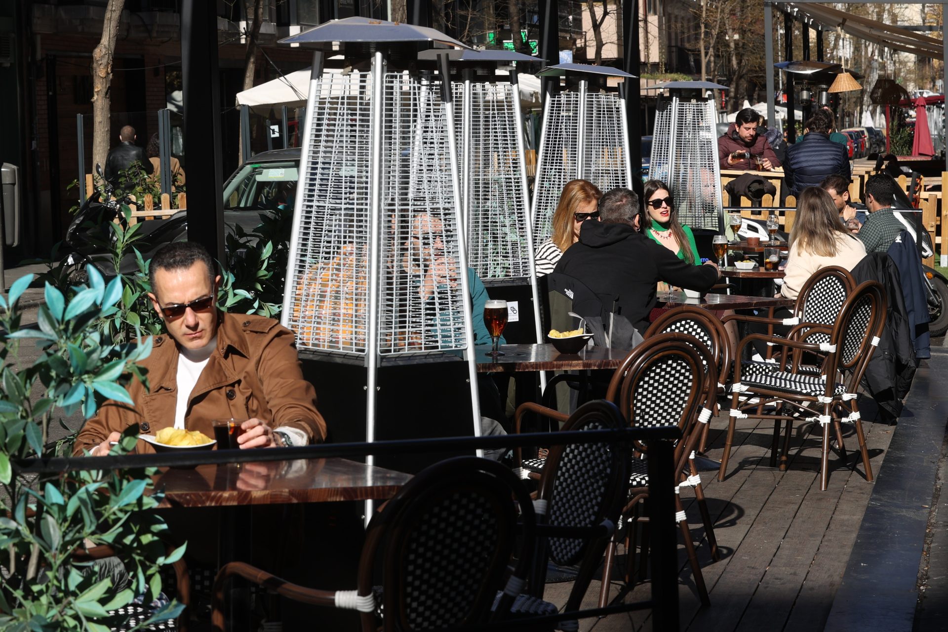 Impacto nocturno 15 de las visitas a restaurantes y 4000