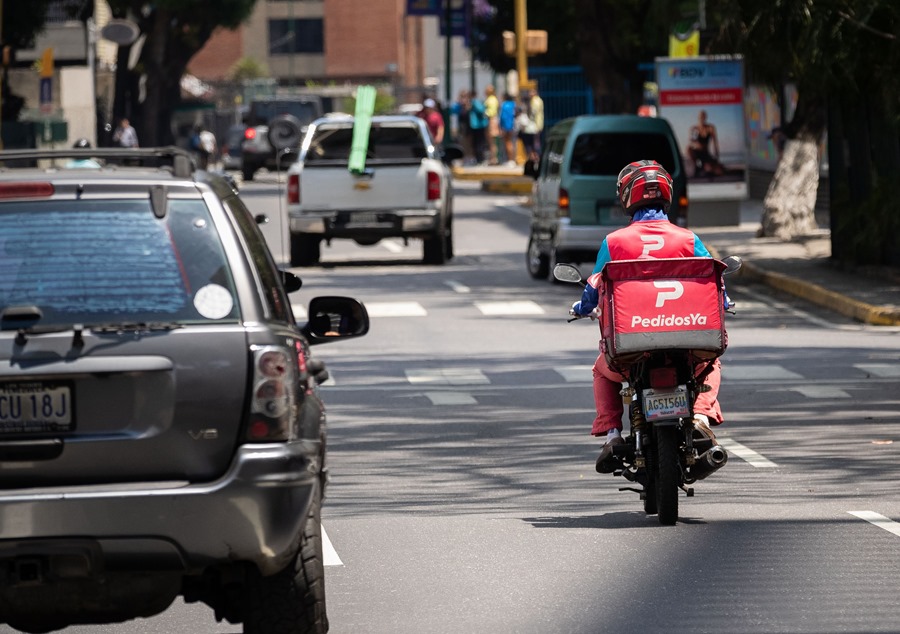 Miles de personas en Venezuela encuentran empleo en el creciente