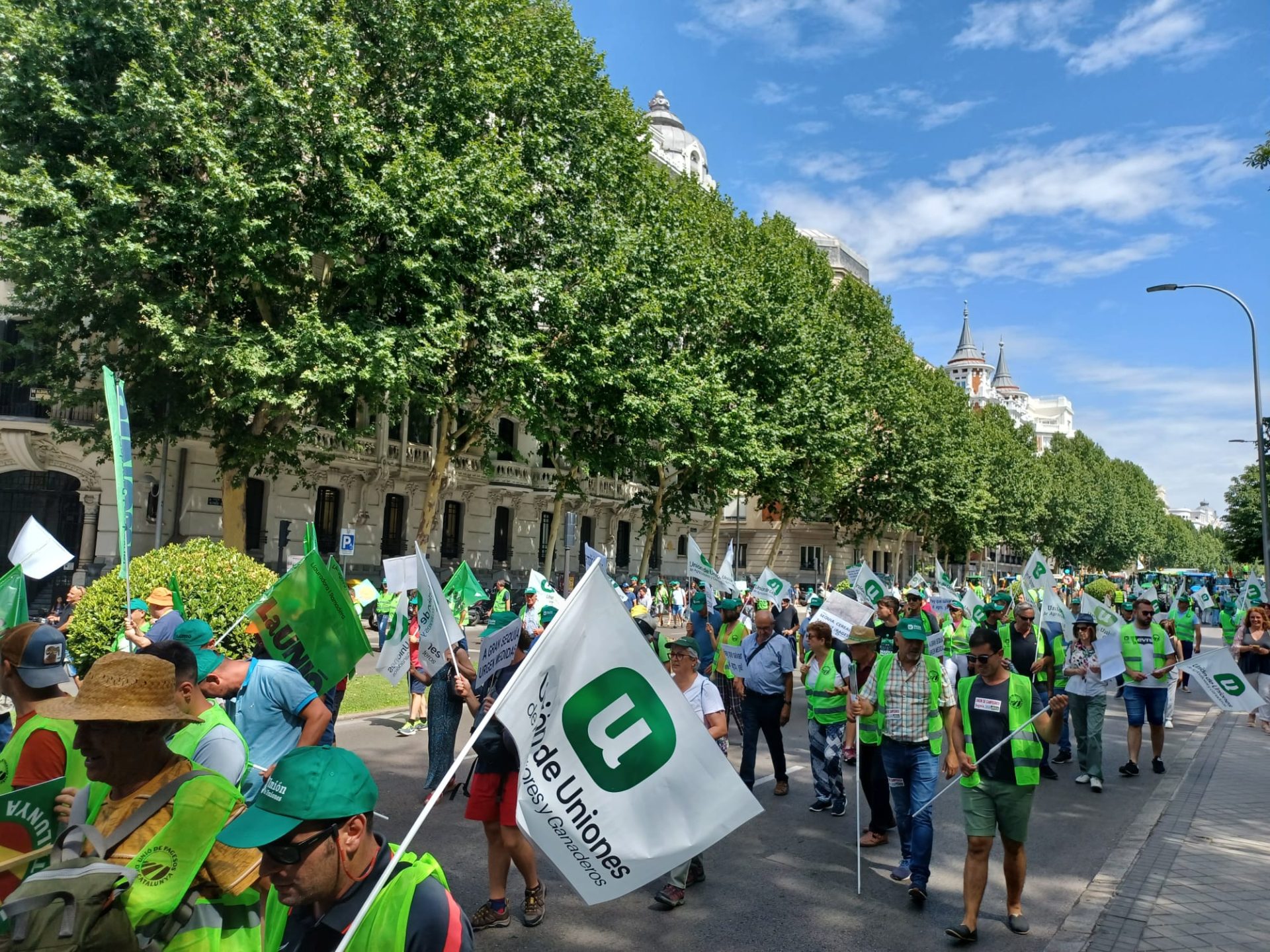 Gobierno y Union de Uniones sellan acuerdo para enfrentar la