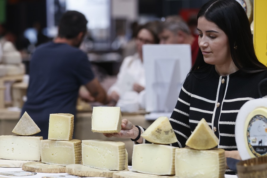 Oleo latte AOVE para combinar con leche galardonado como producto