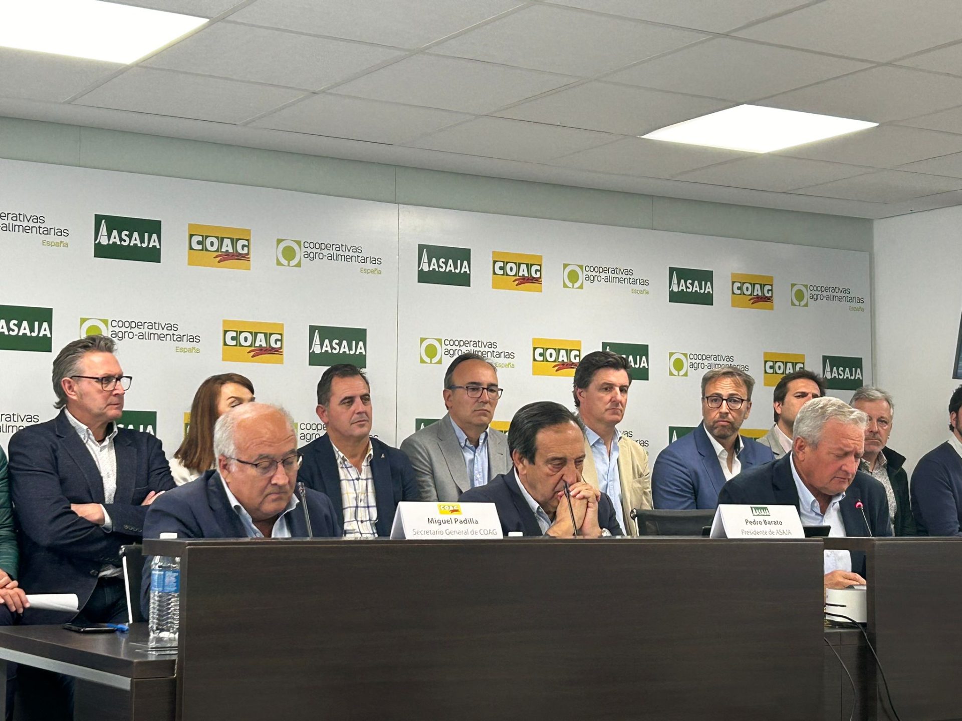 Asaja COAG y Cooperativas proponen plan constructivo a Planas para