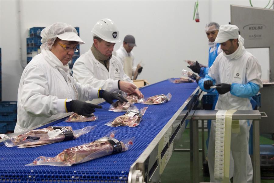 Industrias de carne y pesca demandan mayor proteccion ante el