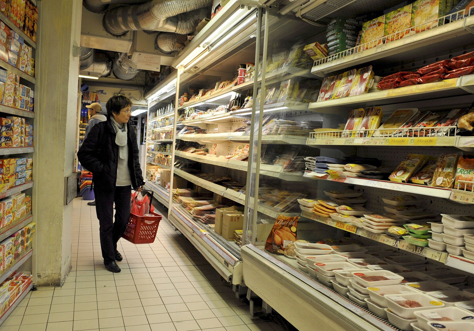 Ley en Francia exige a supermercados indicar reduccion de cantidad