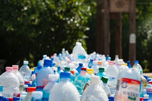 Lisboa lista para eliminar vasos de plastico de uso unico