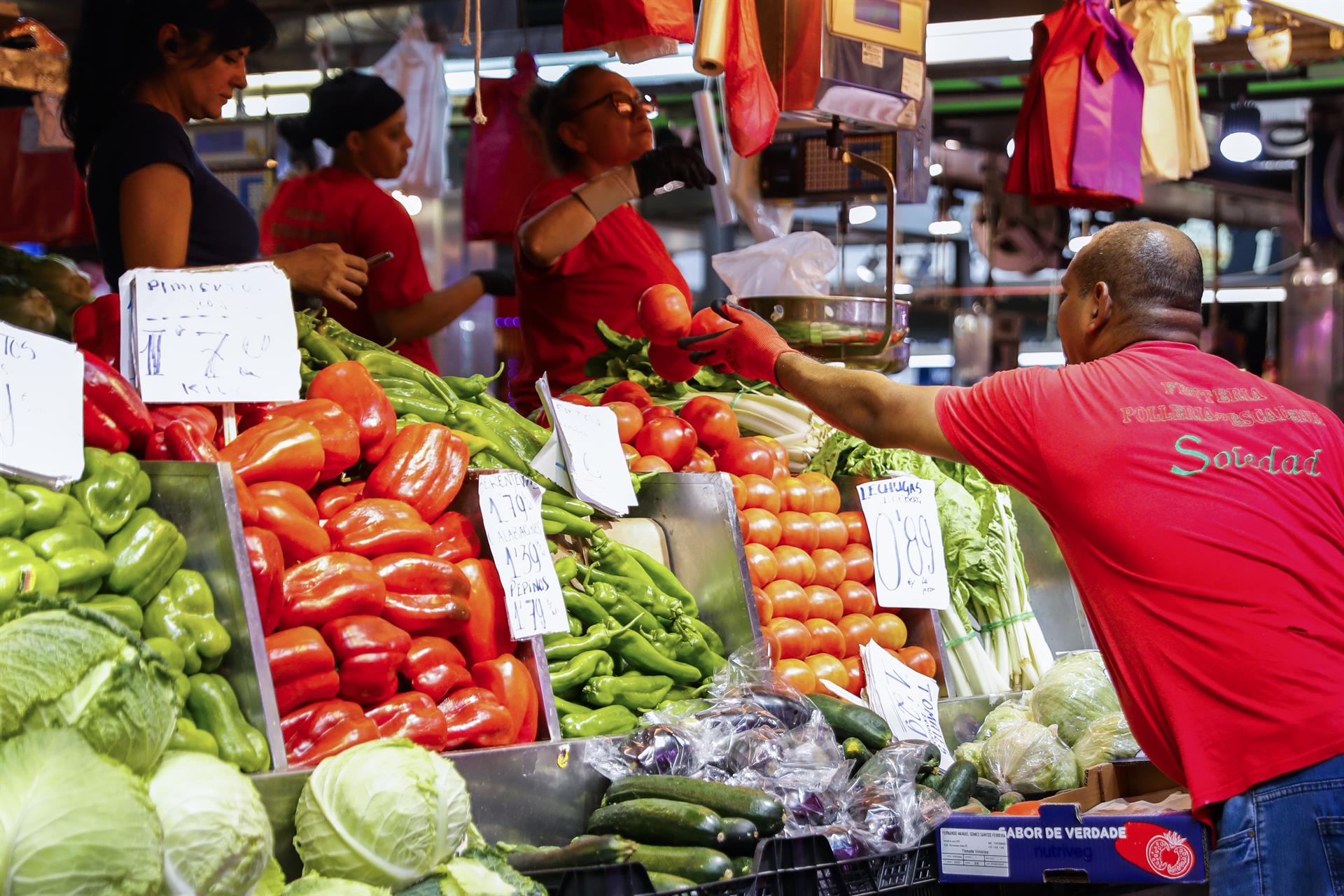 La decada ve una disminucion del 25 en el consumo