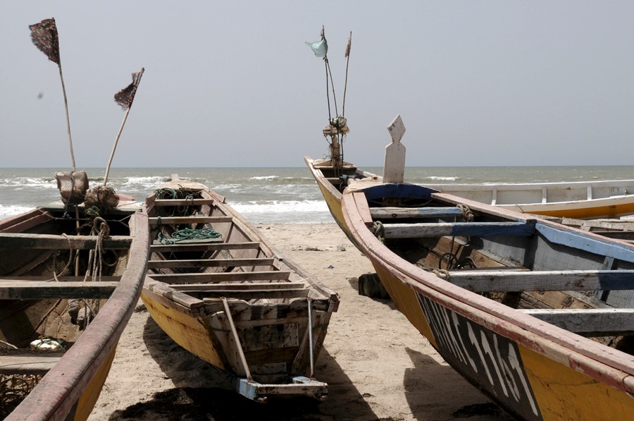 Espana muestra interes en acuerdos pesqueros con Mauritania Gambia y