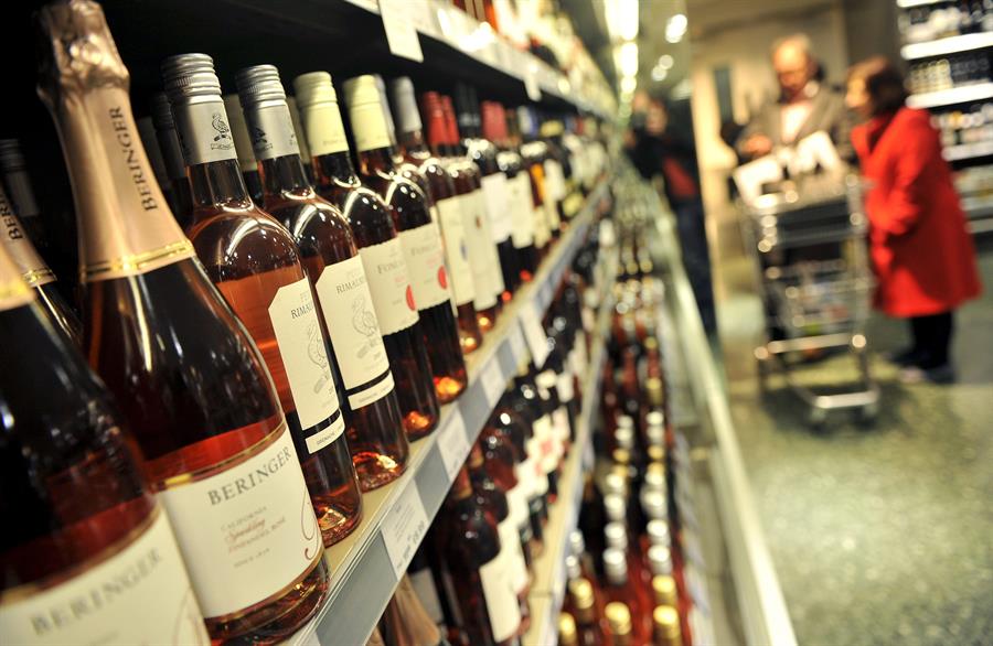 Industria del alcohol respalda compromiso con la informacion nutricional en