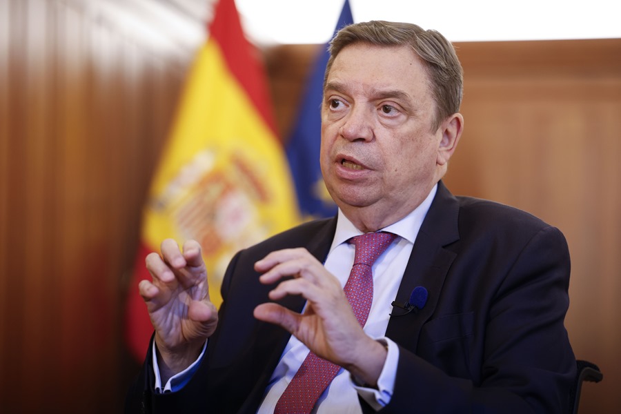 Planas insta a priorizar seguros agrarios y gestion del agua