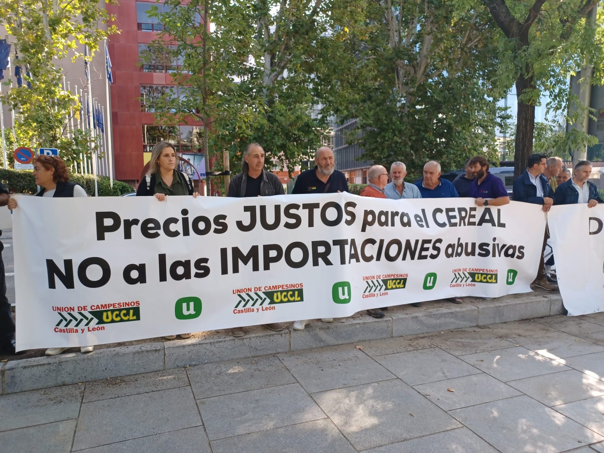 Productores de cereales y ganaderos exigen medidas antidumping contra el