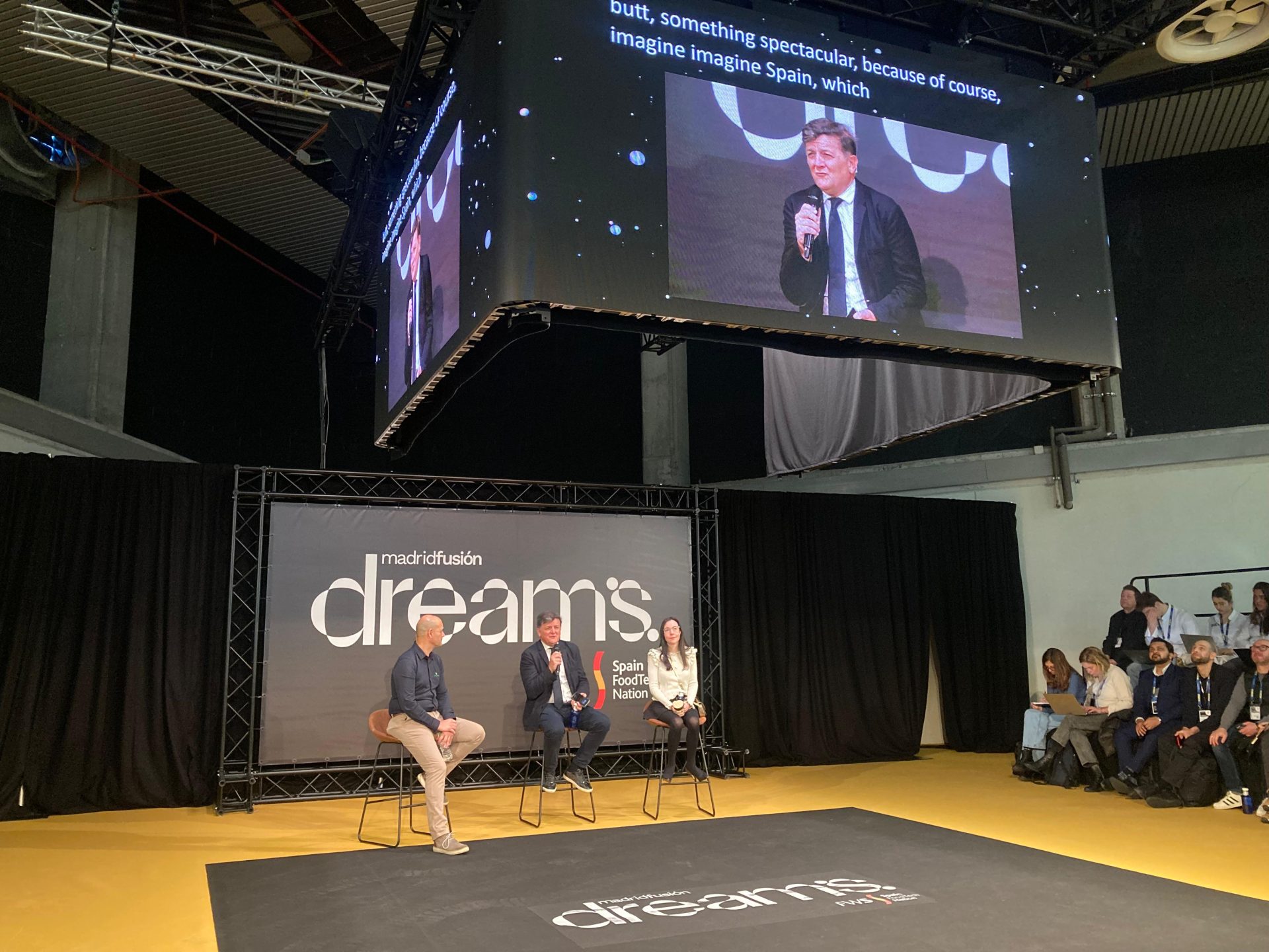 IA revoluciona la industria del vino y aguacate: herramientas que prometen nuevos empleos