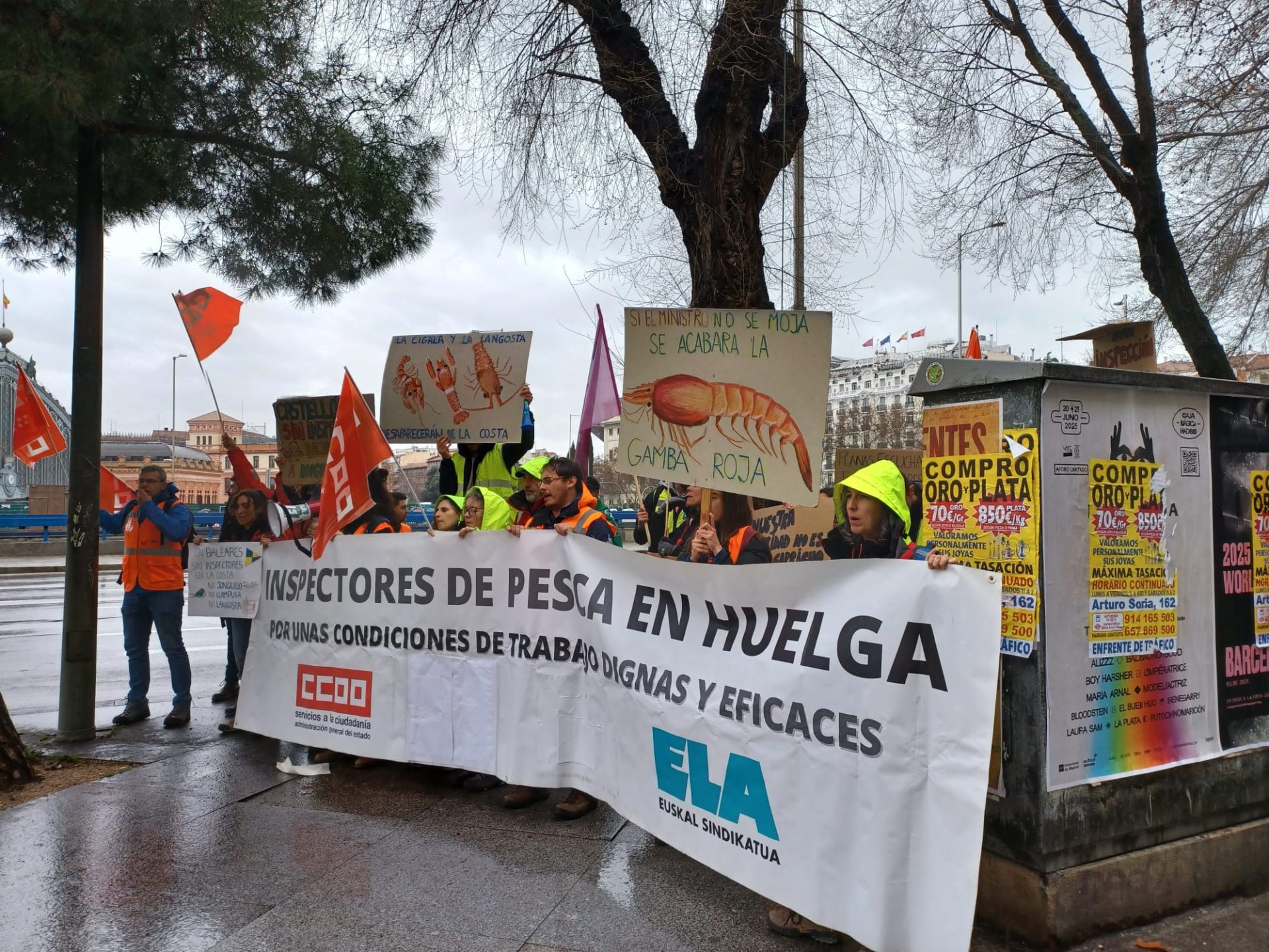 Inspectores pesqueros en huelga en Madrid exigen salarios justos y mejores condiciones laborales