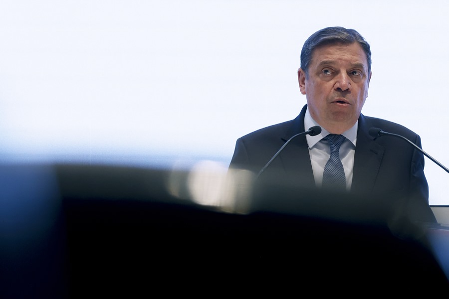 Planas se reúne con el nuevo consejo agrario para abordar los retos del campo