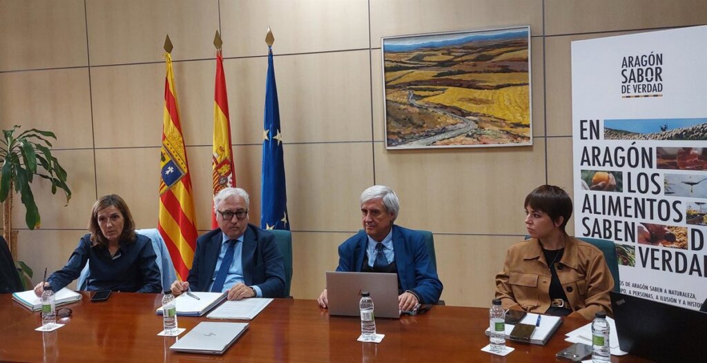 Badiola destaca la evolución favorable de la gripe aviar en Aragón sin brotes en granjas Badiola destaca la evolución favorable de la gripe aviar en Aragón sin brotes en granjas