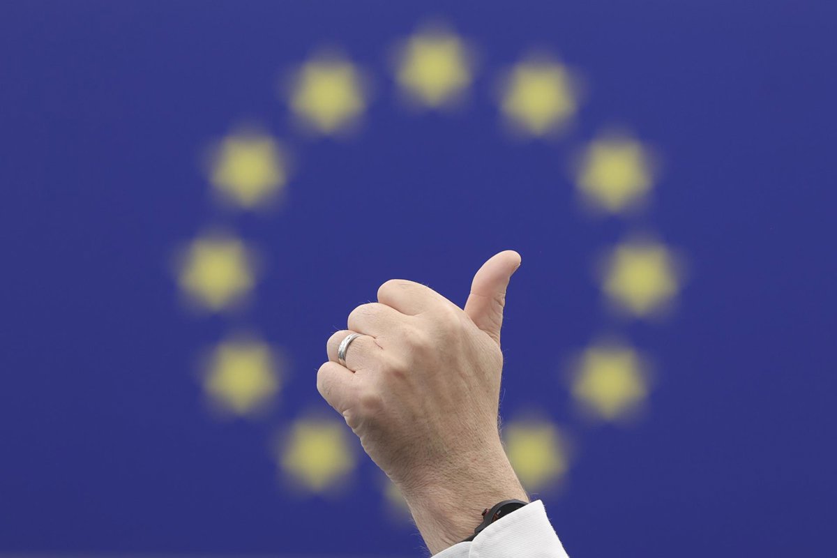 La Eurocámara pide acelerar la aprobación de agentes de control biológico en la UE