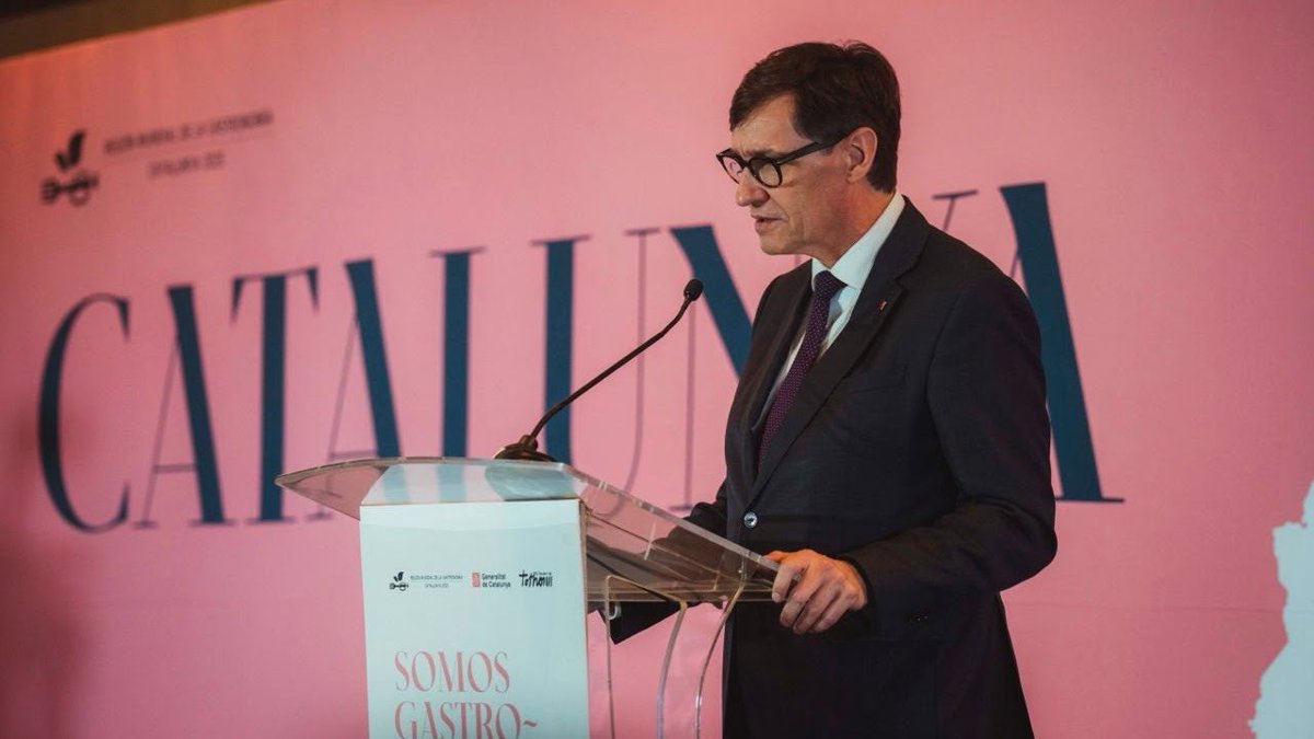 Illa promete activar medidas para proteger el sector porcino en España