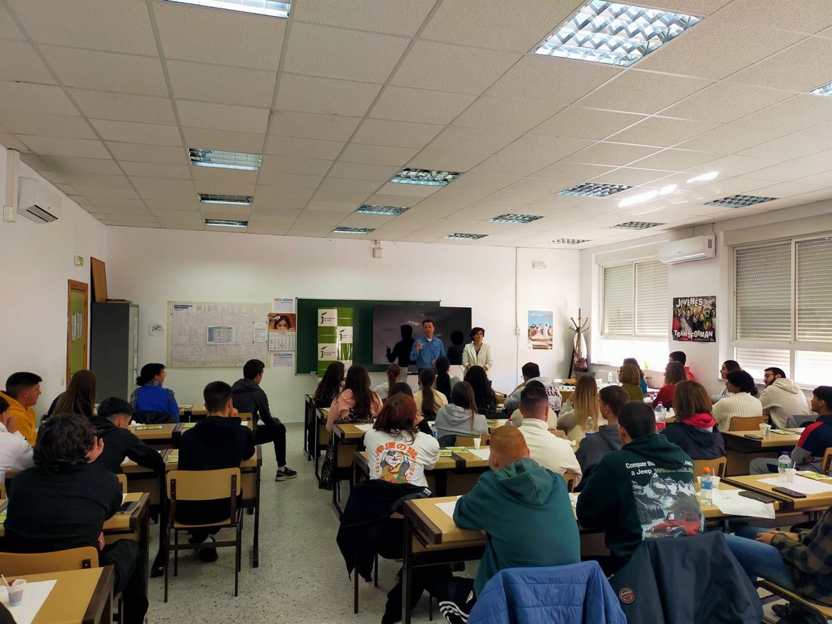 La Diputación de Jaén ofrece 70 talleres sobre la cultura del olivar en 50 colegios