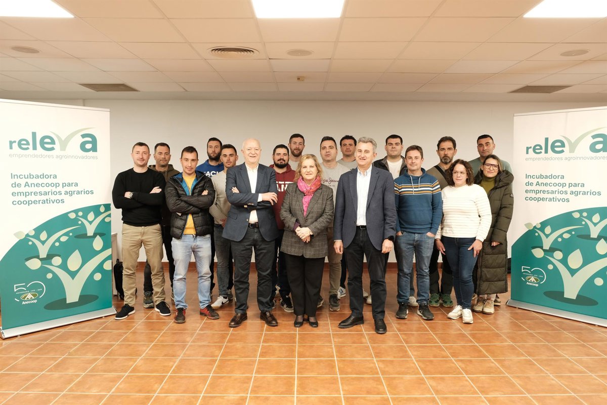 Anecoop impulsa un programa de relevo generacional para jóvenes agricultores cooperativistas