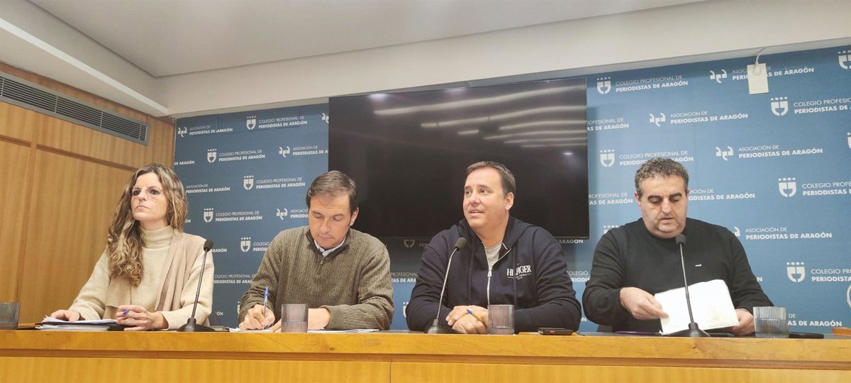 Organizaciones agrarias aragonesas aplazan tractorada al viernes por las víctimas de Adamuz