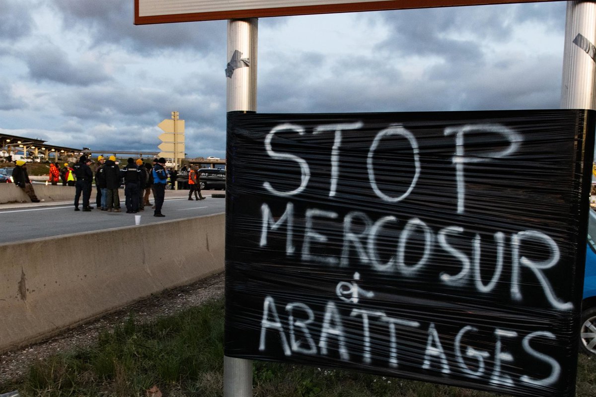 Transportistas catalanes exigen garantizar la circulación ante protestas agrarias en la región