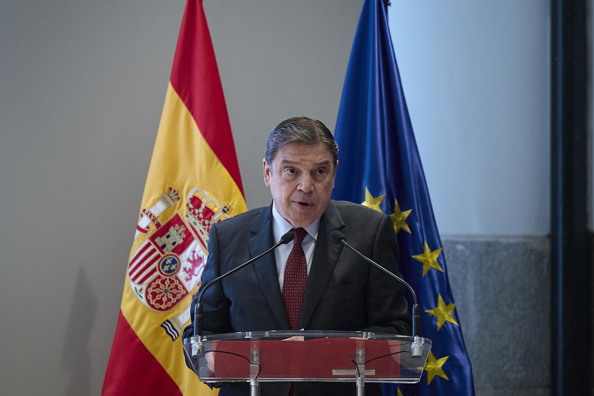 Planas reitera apoyo del Gobierno a explotaciones agrarias dañadas por tormentas