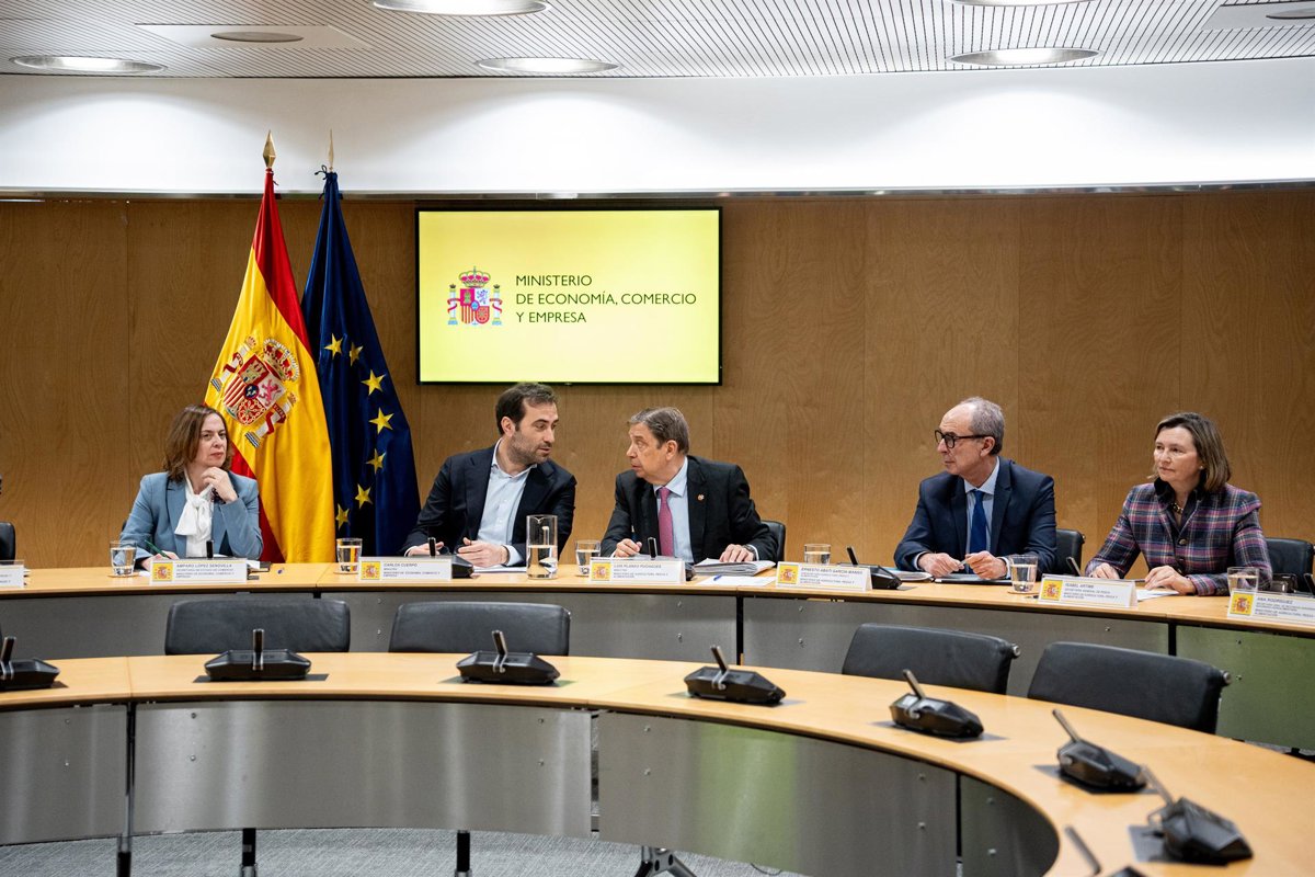 Planas anuncia el pago de ayudas a fertilizantes para agricultores en las próximas semanas
