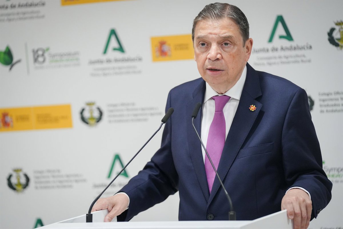 Planas pide serenidad ante Trump y asegura defensa de productores agrarios