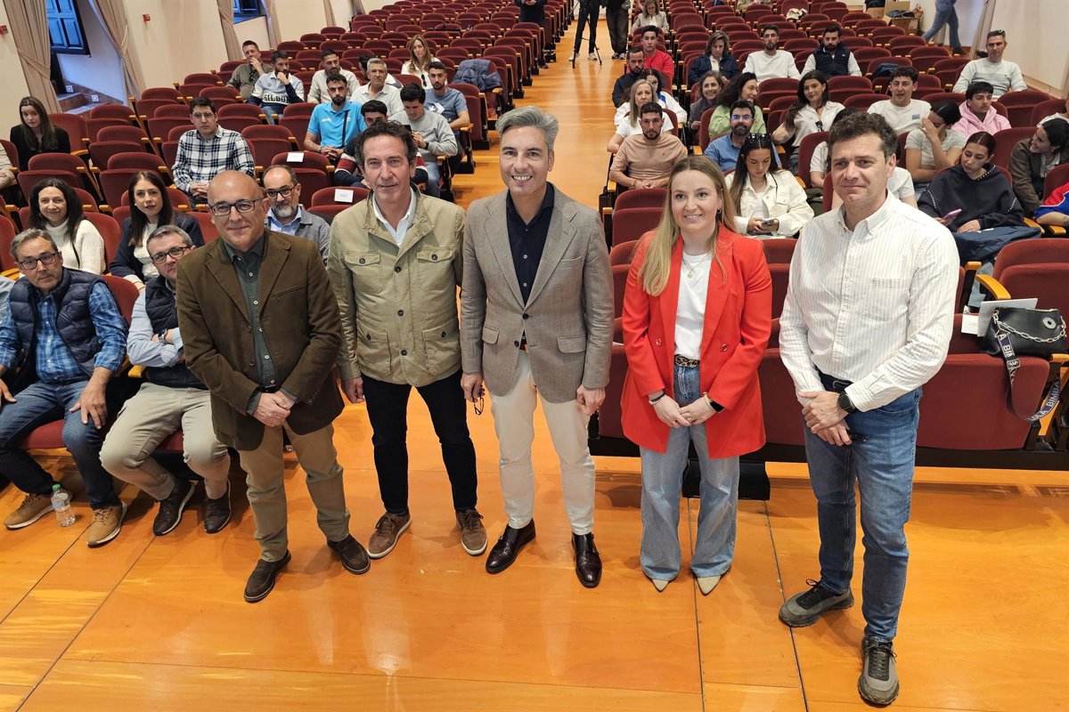 UPA reúne en Córdoba a 80 jóvenes para asegurar el futuro del campo español