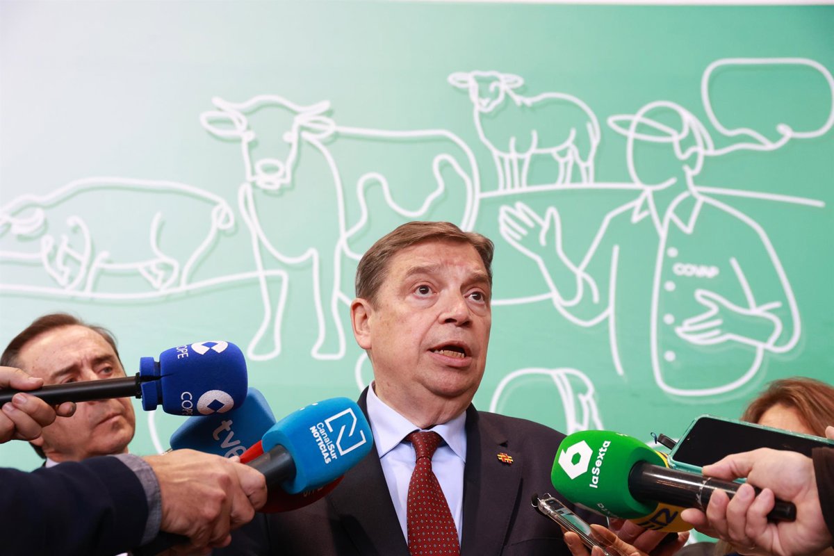 Planas defiende la plena compatibilidad con la UE tras el aval a las ayudas al gasóleo